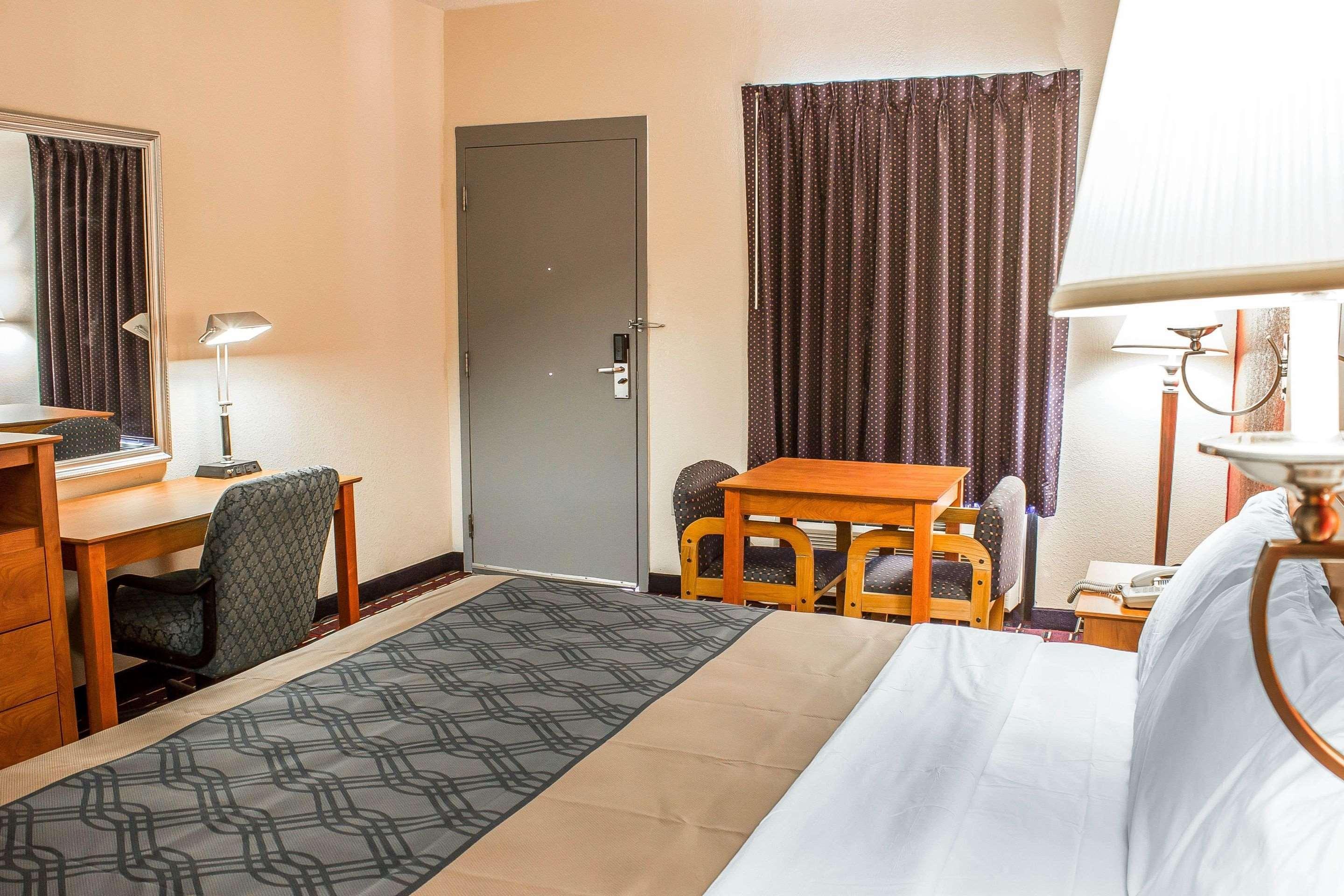 Quality Inn Henderson I-85 Экстерьер фото